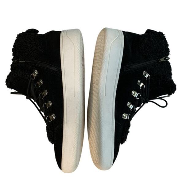 Steve Madden Debora Black Suede & Sherpa Mid Top Sneaker Bootie Size 8 - Picture 4 of 8